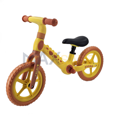 Баланс колело с пластмасови гуми и степенки за краката – жълто