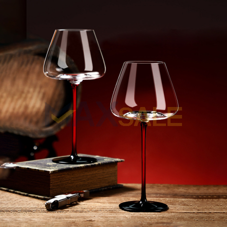 Комплект Burgundy - 2 кристални чаши за червено вино с елегантно червено столче, 710 мл