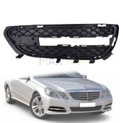 Решетка за дясна дневна светлина на предна броня на Mercedes E class W212 (2009-2013)